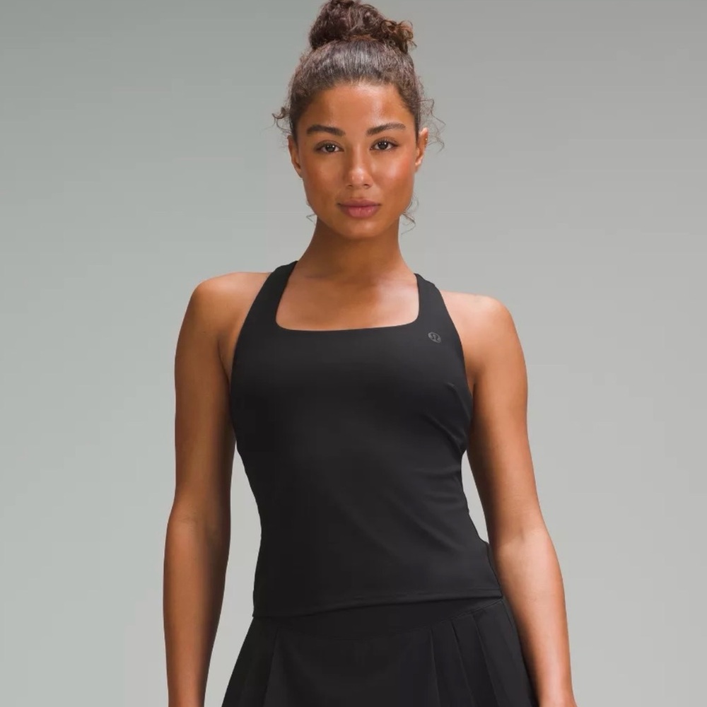 lululemon athletica Black Lightweight Tennis Tank Top Medium Support, B/C Cup